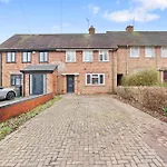 Julia\'S 3-Bedroom Home In Quinton, Birmingham