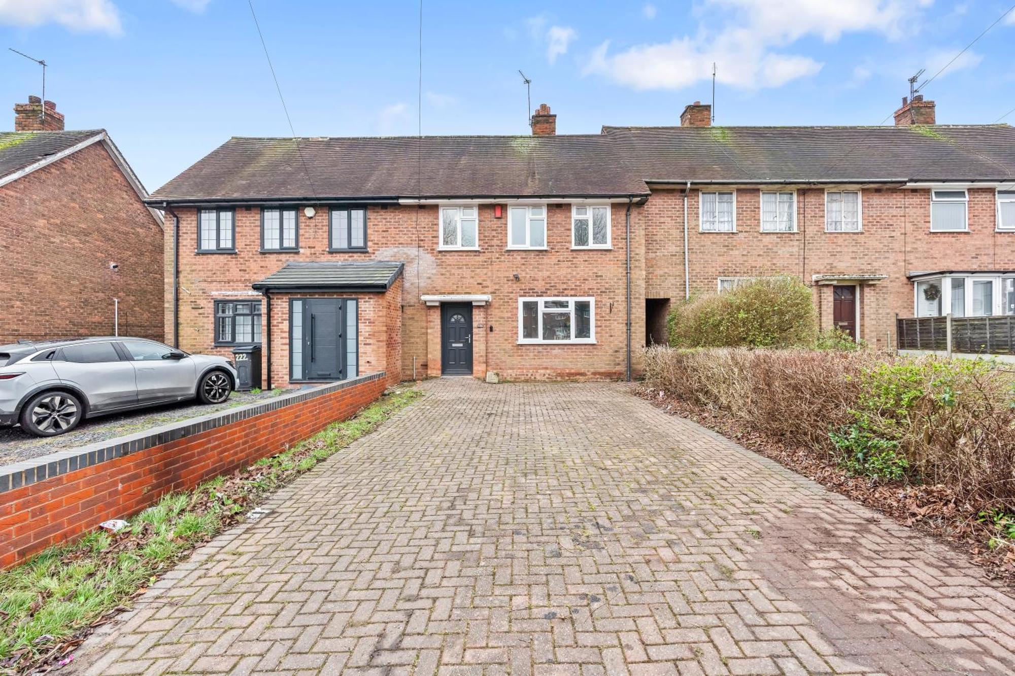 Julia's 3-bedroom In Quinton, Holiday home