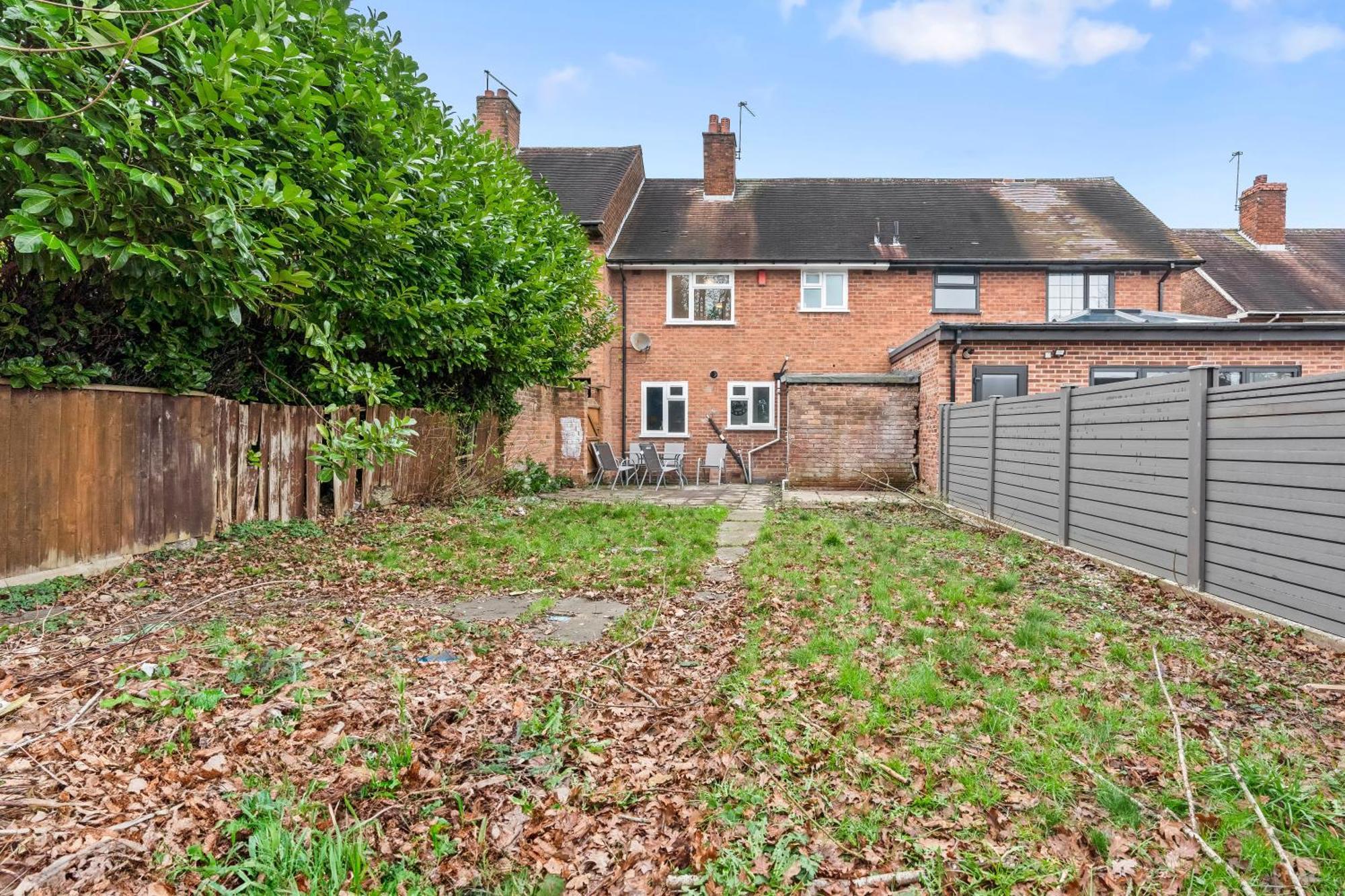 Julia's 3-bedroom In Quinton, *