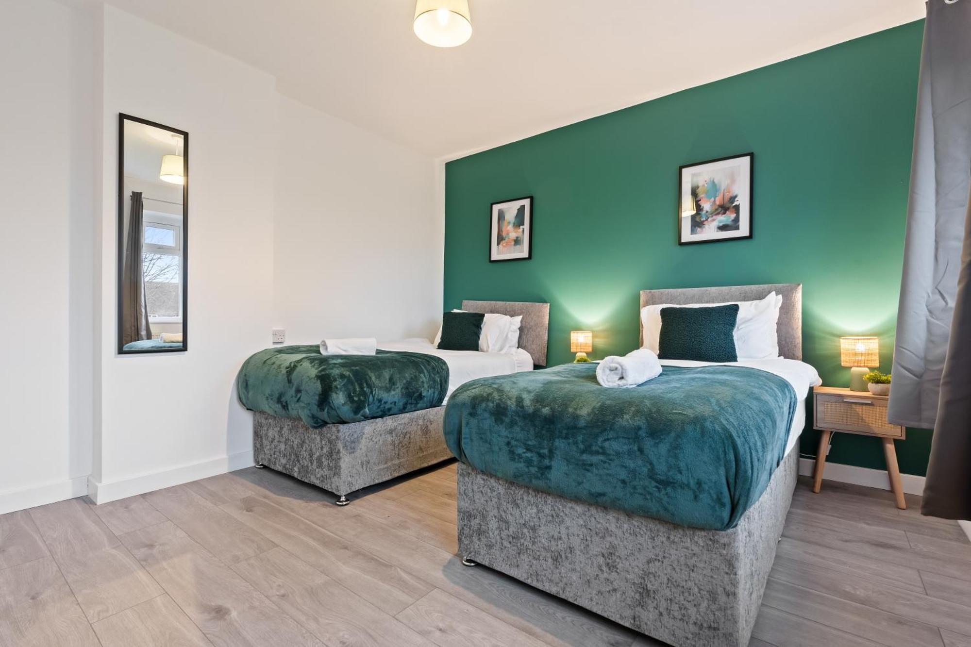 Holiday home Julia's 3-bedroom In Quinton, *